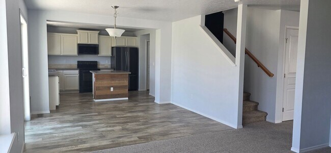 Building Photo - Stunningly Upgraded 4-Bedroom Home in Prime Kuna Location