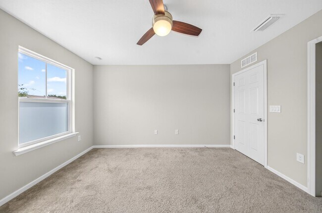 Building Photo - 12 Bella Vita Way