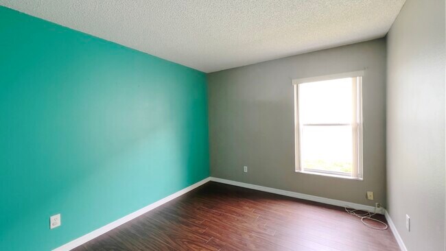 Building Photo - 3479 Foxcroft Cir