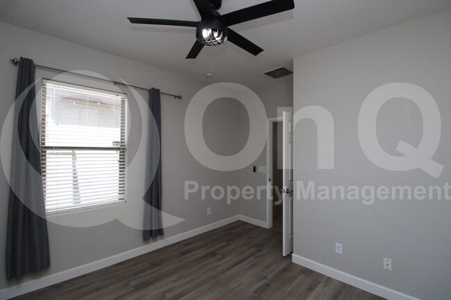 Building Photo - 3721 S Ashley Pl