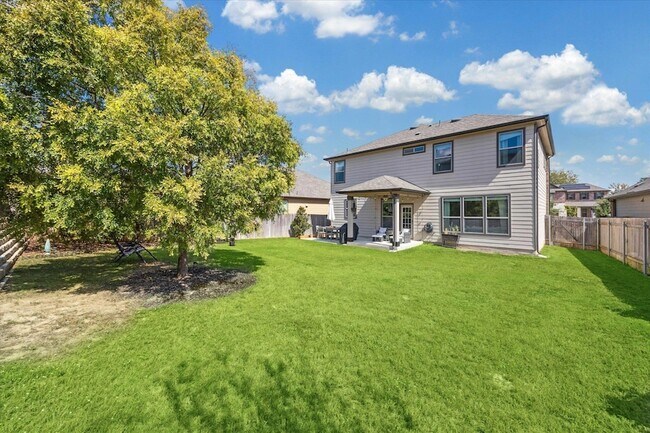 Building Photo - 7916 Crystalbrook W