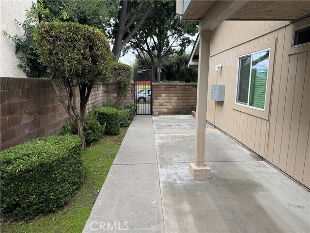 Building Photo - 5238 Hayter Ave