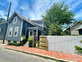 Building Photo - 196 E Columbus St