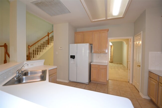 Building Photo - 15307 Amesbury Ln