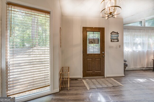 Building Photo - 1019 Whippoorwill Rd