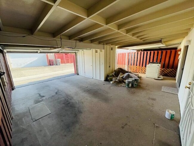 Building Photo - 27127 Sun City Blvd