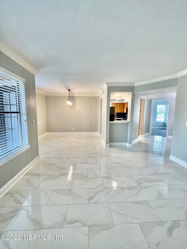 Building Photo - 887 Coral Reef Way