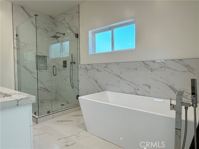 Building Photo - 13418 W Crowley St