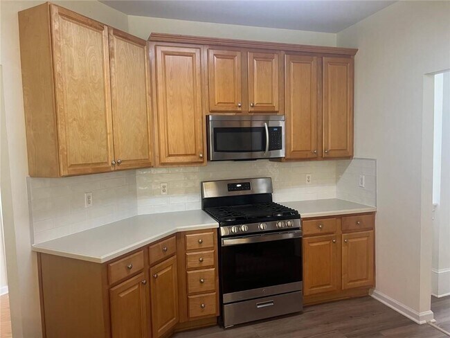 Building Photo - 421 Holland Springs Dr NW