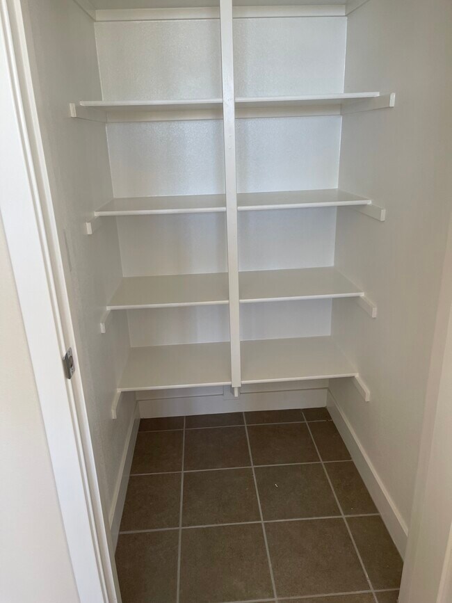 Building Photo - 11881 Terra Vista Way