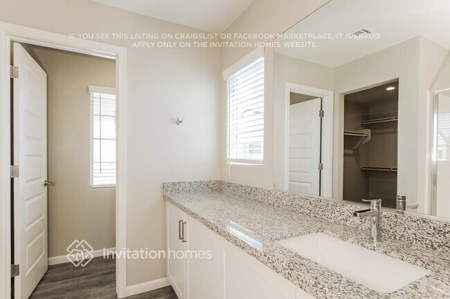 Building Photo - 5023 N 189th Glen