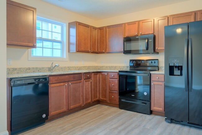 Building Photo - More units and move-in options available!