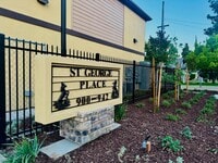 Building Photo - 920 N Olive Ave