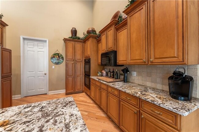 Building Photo - 1505 Staunton Dr