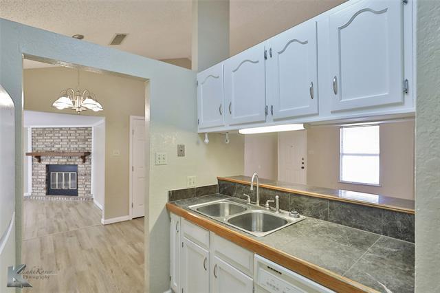 Building Photo - 3674 Radcliff Rd