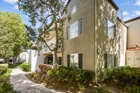 Building Photo - 24474 Valle Del Oro