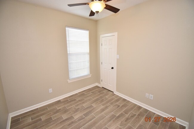 Building Photo - 3108 Avenue D