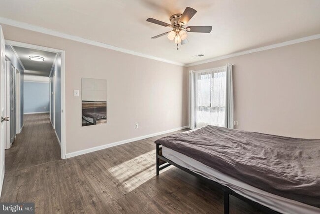 Building Photo - 549 Florida Ave