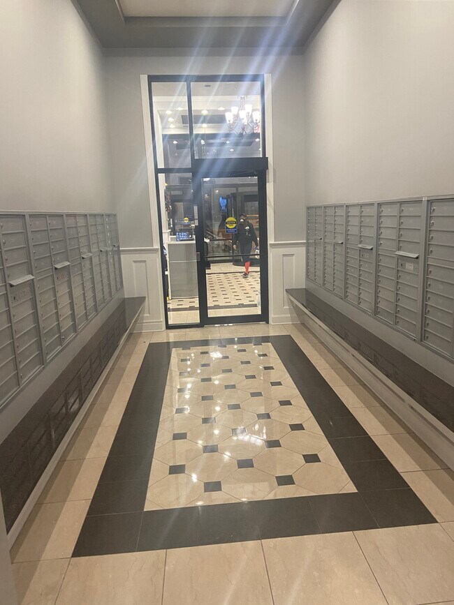 mail room - 1464 S MICHIGAN Ave