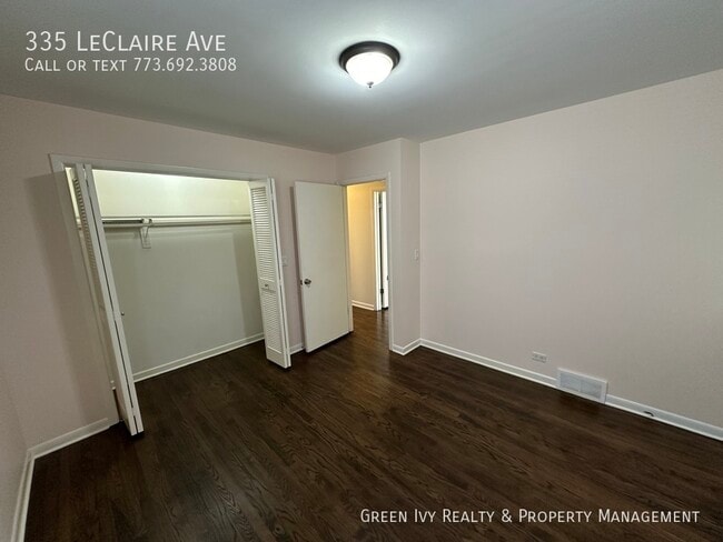 Building Photo - 335 Leclaire Ave