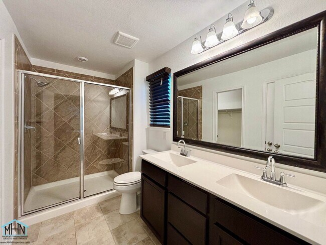 Building Photo - Welcome and Discover this thoughtfully des...