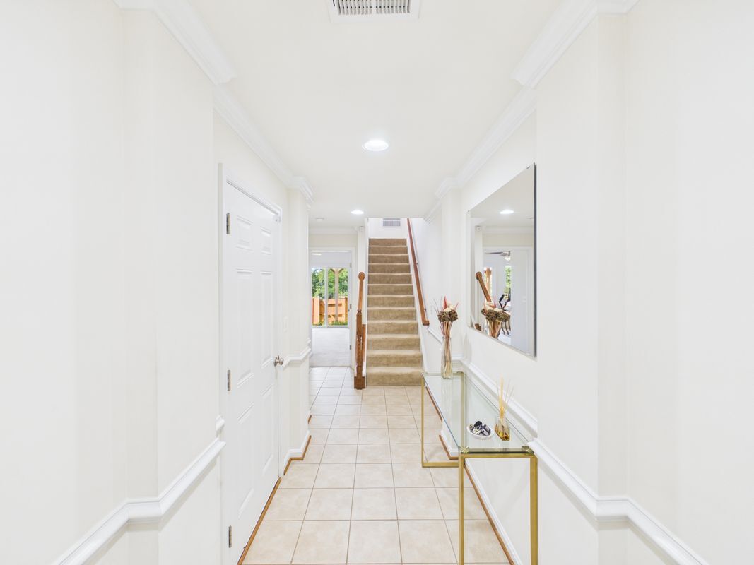 Building Photo - 15653 John Diskin Cir