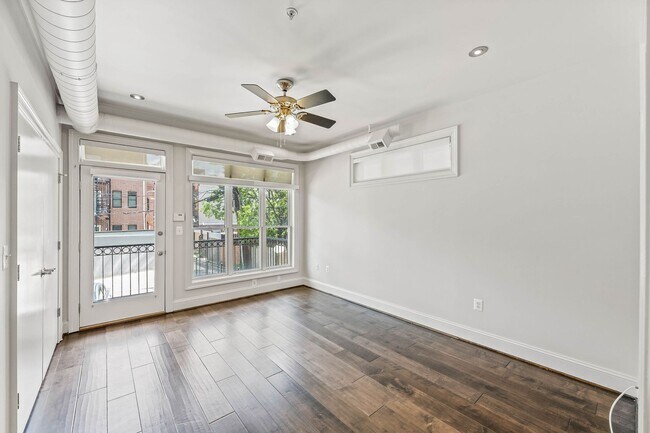 Building Photo - Modern U Street Condo | 2 Bed | 2 Bath | 1000 Sf | Large Balcony | 1 Parking Space