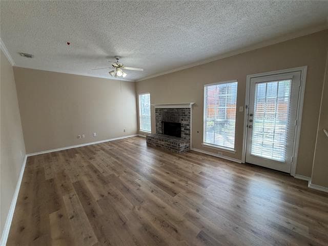 Building Photo - 706 Willow Oak Dr