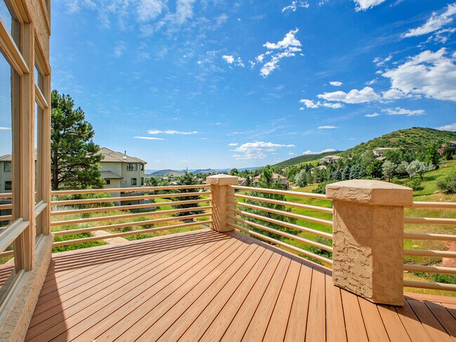 Building Photo - 16374 Sandstone Dr