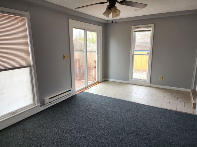 Building Photo - Beautiful 3 Bedroom 1 Bathroom Home