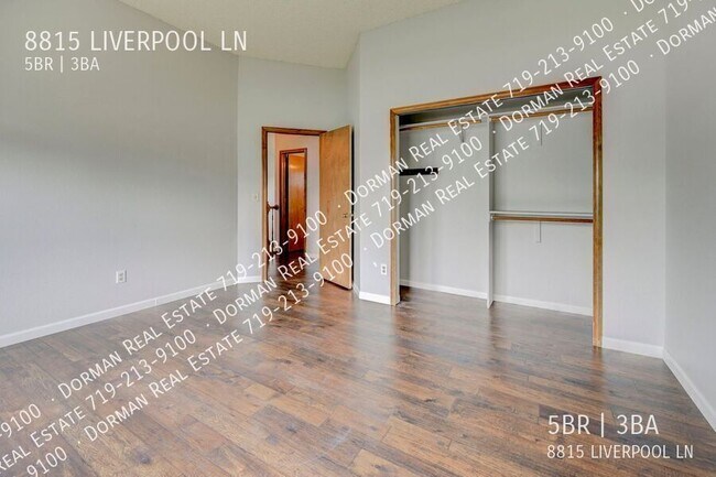Building Photo - 8815 Liverpool Ln