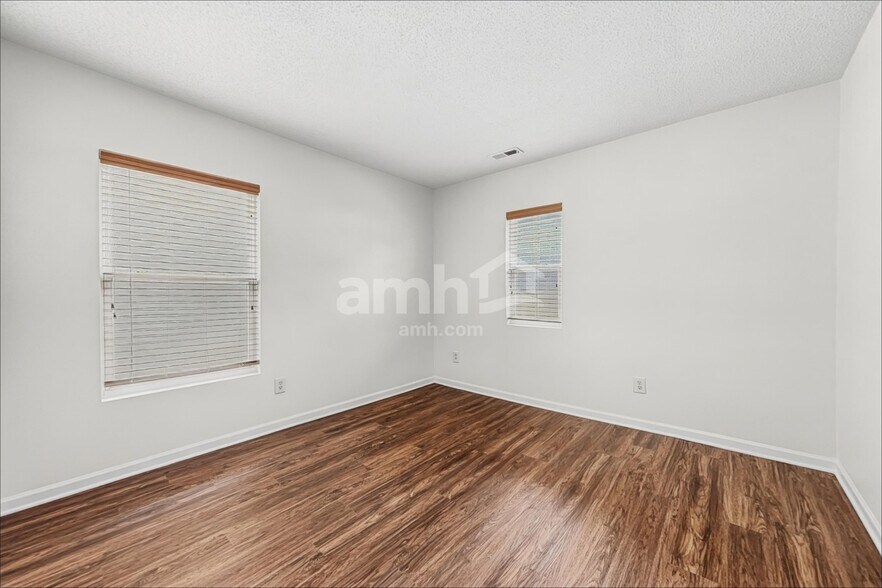 Building Photo - 338 Averasboro Dr