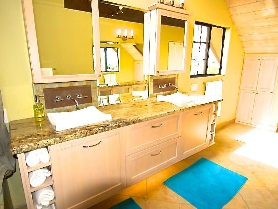 Building Photo - 416 Virginia St