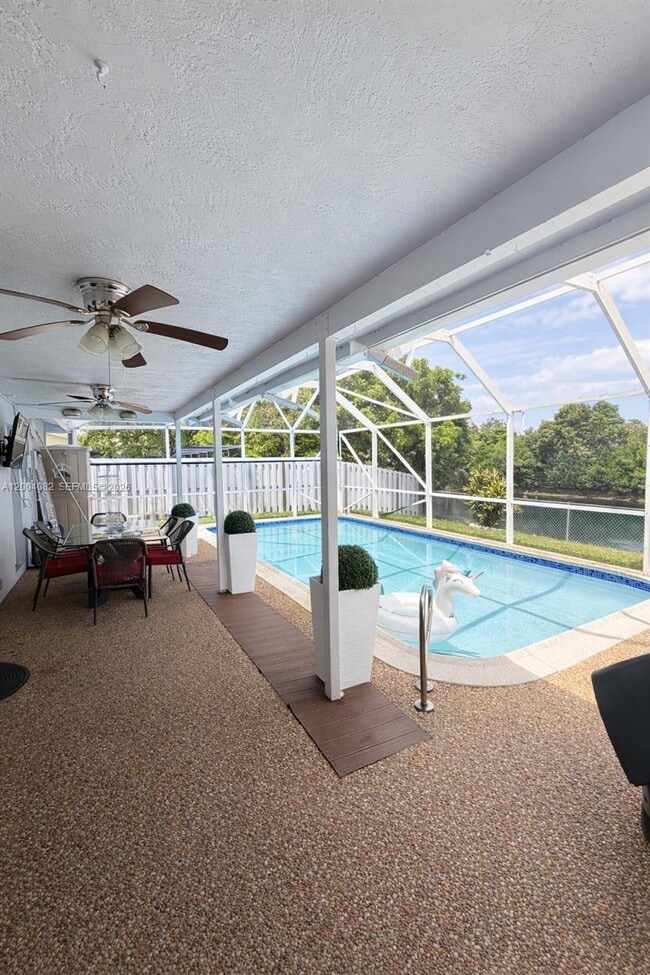 Building Photo - 8085 NW 21st St