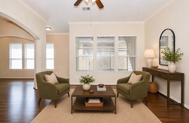 Building Photo - 20916 Sunrise Pine View Ln