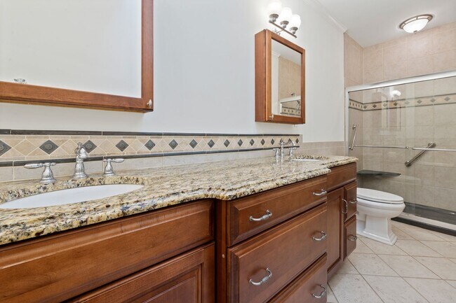Building Photo - Breathtaking Classic Estate in Falls of New Hope