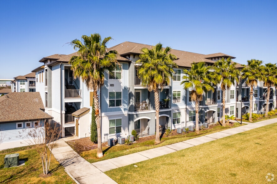 5000 Millenia Palms Dr - Aria at Millenia