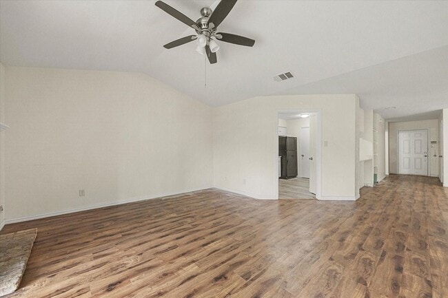 Building Photo - 2504 Brook Hollow Ct