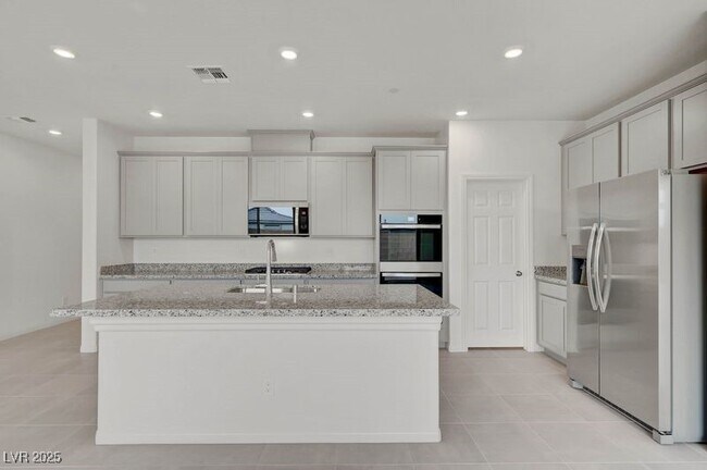 Building Photo - 1550 Rock Kestrel St