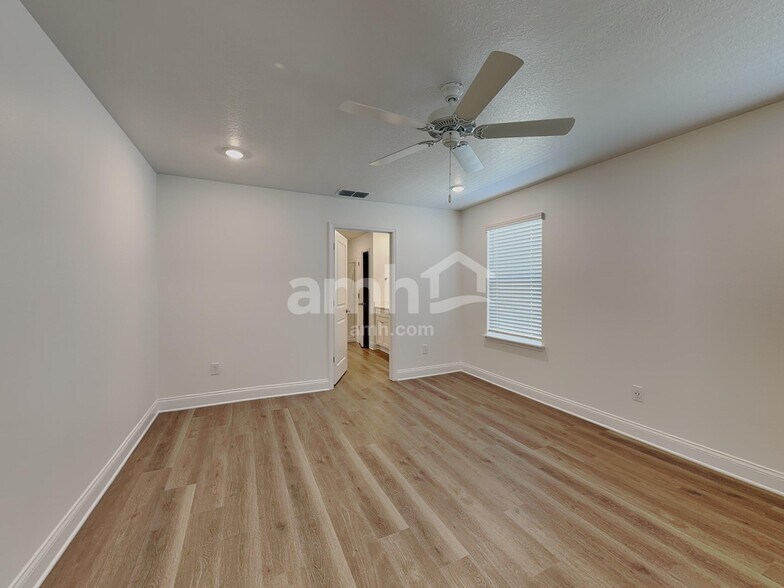 Building Photo - 15156 Serenity Wy