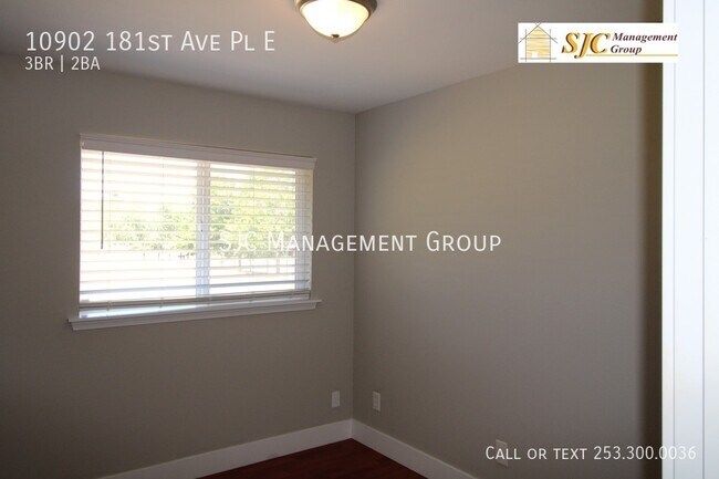 Building Photo - 10902 181st Ave Pl E