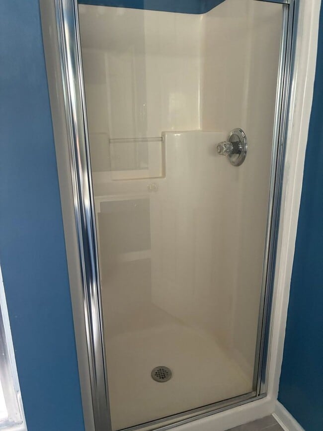 Building Photo - Southgate 3BR, 2BA home fully fenced