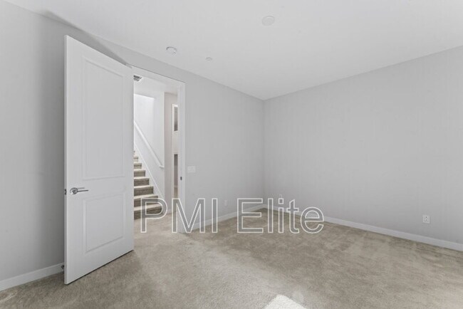 Building Photo - 26912 W Winding Trail Ct