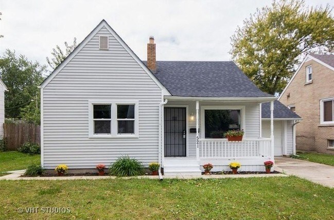 Primary Photo - 521 S Tanner Ave