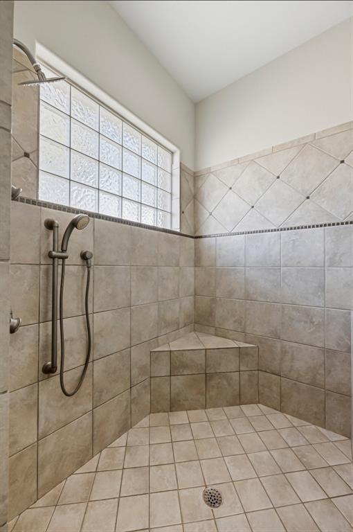 Building Photo - 13725 Madrone Mountain Way