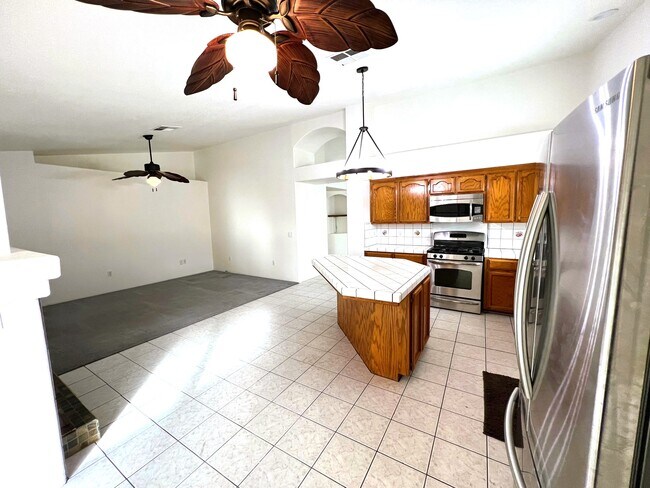 Building Photo - 3013 Verdugo Ln