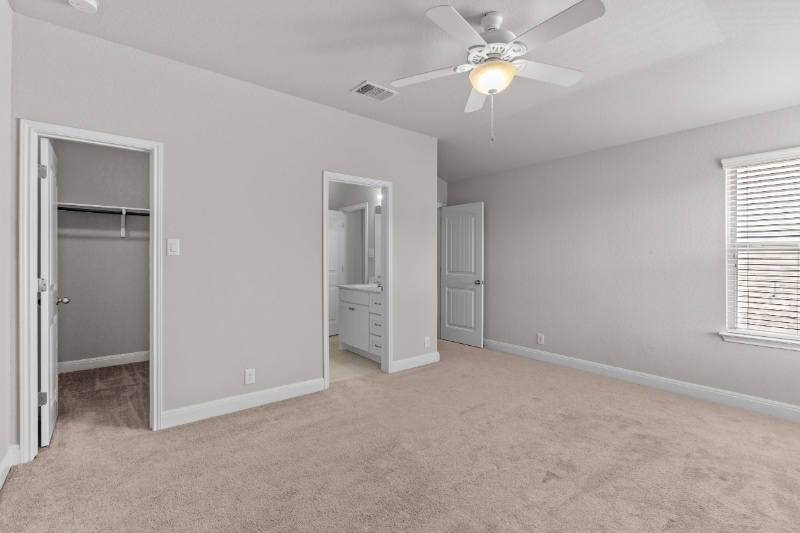 Building Photo - 27027 Oleander Chase