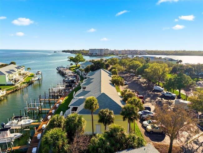 Building Photo - 5174 Beach Dr SE