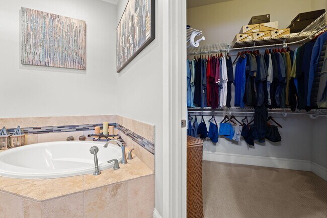 Building Photo - 4319 Sunset Beach Cir