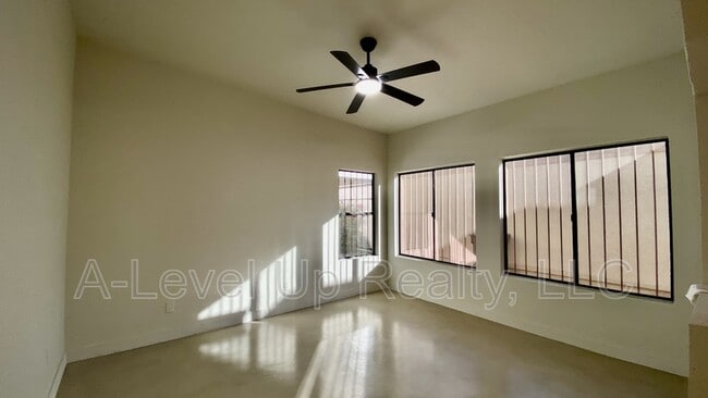 Building Photo - 2387 W Palo Dulce Dr